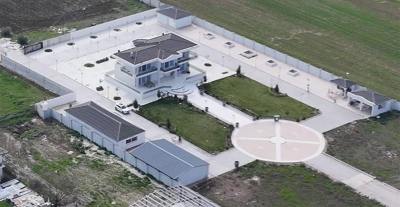 Λάρισα: Φωτιά η δικογραφία για τους Ρομά